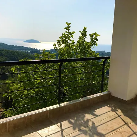 Villa Sithonian *