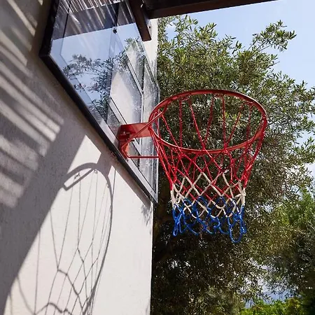 Sithonian * Neos Marmaras