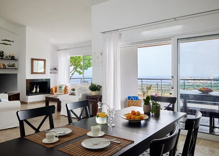 Sithonian Néos Marmarás